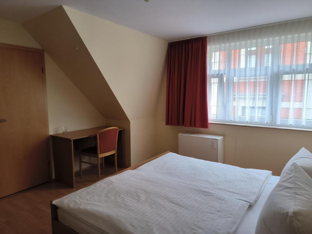 Ritters Weinstuben * Merseburg